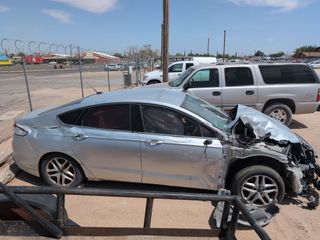 2015 Ford Fusion SE - Exterior Side Passenger